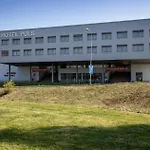 فندق Hotel Lednacek 3*