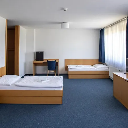 Hotel Lednacek